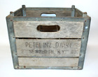 Vintage 1960s Petelinz Dairy Wooden Milk Crate Newburgh NY, 4 Half Gallons 2-63