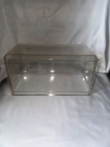 Model car display case 1:24 sized stackable 1 case