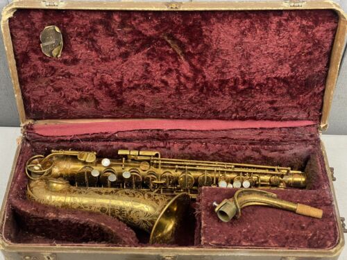 New Listing1946 THE MARTIN COMMITTEE III ALTO SAXOPHONE