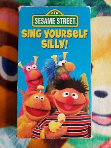 Sesame Street Sing Yourself Silly! VHS Tape 1990