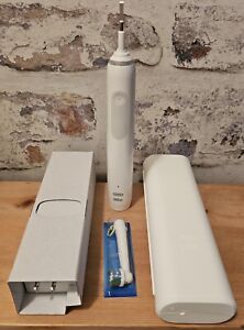 New ListingOral-B Smart Pro Clean 1500 Electric Toothbrush With Travel Case. Open Box