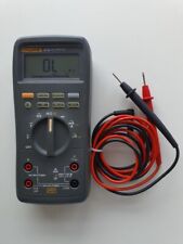 Fluke 27 - II Multimeter, in very good condition, with leads.