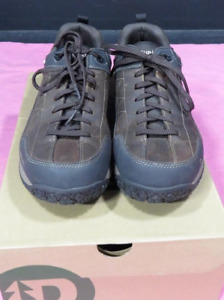 Dunham Men's Cloud Plus Brown Shoes Cl5613 Waterproof Lace-Up Size 10 2E