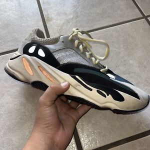 Size 10 - adidas Yeezy Boost 700 Low Wave Runner RIGHT SHOE ONLY