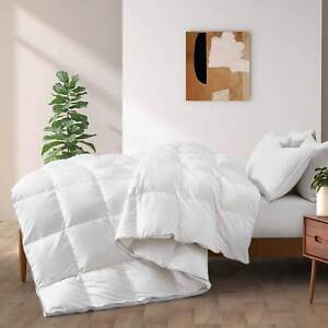 Super Soft Cover Gusset Comforter Duvet Insert  Year Round Down Feather