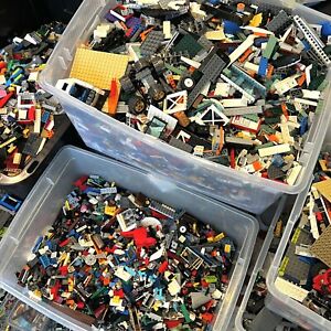 100 Pieces - LEGO Lot  Bricks Blocks Random Bulk City Star Wars Castle DC MARVEL