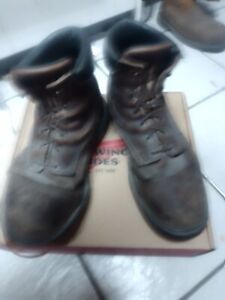 Red Wing Beater Boots 12 Steel Toe
