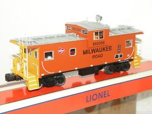 Lionel 27601 MR Milwaukee Road Extended Vision Caboose w/ Lights & Smoke 2007 C8