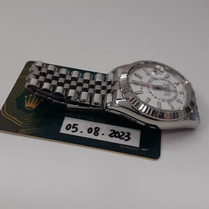 W/Papers 2023 Rolex Sky Dweller 42 mm Jubilee White Dial Gold Bezel Watch 336934