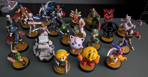 22 Nintendo Amiibo lot * super smash bros +more figures (Read Description)