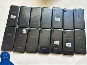 New ListingLOT of 14 Samsung Galaxy A10e Smartphone Grey AS-IS