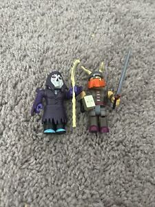 2 Roblox Toys