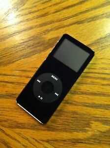 Apple Ipod Nano 1st Generation Black 2GB Model # MA099LL/A