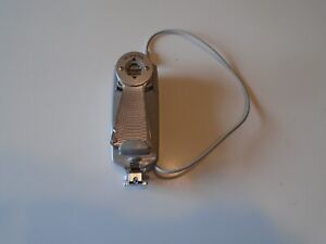 Vintage Minolta Deluxe II Fan-Style Flash Attachment With Case. made in japan