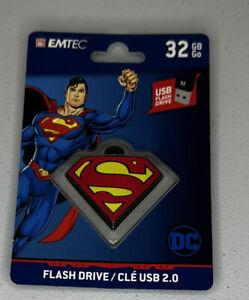 Emtec Superman USB 32 GB Flash Drive/Keychain Back to School New Sealed