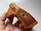 Diamond Check on wood grips for S&W J FRAME SQUARE BUTT CHIEFS SPECIAL grips