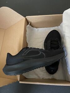 Size 8.5 - Nike Air Zoom Pegasus 40 Black Anthracite