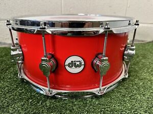DW Design Series 6.5” x 14” Maple Snare Drum - Red