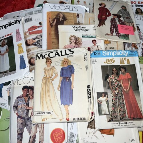 Lot Of 30 Vtg 70’s 80’s 90’s Modern Mix Women’s Crafts Sewing Patterns Cut As Is