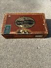 Vintage Dutch Masters Perfectos Wood Cigar Box, 9-1/2