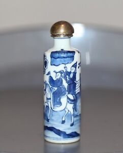 Antique Chinese porcelain snuff bottle, kangxi, 19th century, Qing Dynasty FINE