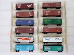 Lot Of 12 Vintage 1980's Kadee Micro Trains N Scale 40 Foot Boxcars In The Boxes
