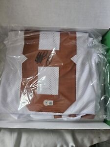 New ListingXavier Worthy Signed White Custom Autographed Jersey Beckett Witnessed Texas WR