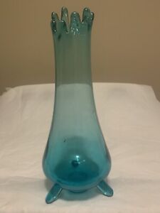 New ListingVintage L.E. Smith Tri Foot Swung Glass Vase