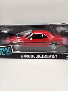Greenlight Hawaii Five-O 1970 Dodge Challenger R/T Red 1:18 Diecast Scale Car