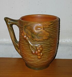 New ListingRoseville Bushberry 1 Mug / Cup Mint Condition c1941 Vintage Art Pottery A