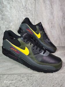 Nike Air Max 90 Gore-Tex Men's Size 14 Black Tour Yellow Cargo Khaki DJ9779-001