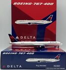 Delta Air Lines B767-400 Reg:N825MH PandaModels 52361 Scale 1:400 Diecast Models