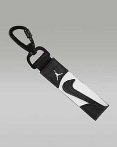 Nike Keychain Air Jordan Trophy Key Holder Wrist Black/White Lanyard Fast Ship