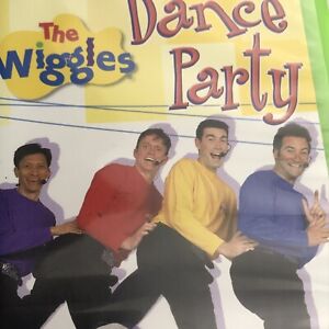 New ListingThe Wiggles Dance Party VCR VHS Tape Movie Kids Music Clamshell Case