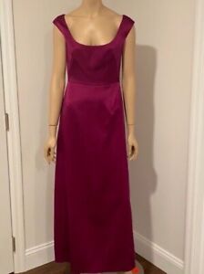 TAHARI Brand  Purple Plum Color 100% Silk Dress Gown Size 4 Soft