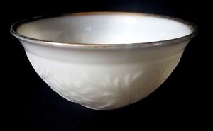 *Anchor Hocking 50s Sandwich Glass Ivory Punch Bowl 10