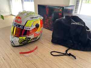 Max Verstappen Las Vegas 2023 F1 NO. 1 Red bull 1:2 Scale Helmet