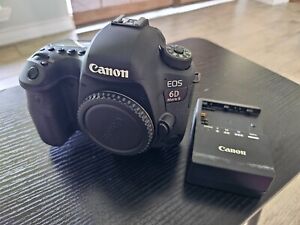 Canon EOS 6D Mark II 26.2MP Digital SLR Camera - Black (Body Only) Mint conditio