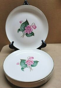 Lot of 8 Taylor Smith Taylor Versatile Rose Dinner Plates 10