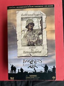 SIDESHOW Toys 12”  Bayonets & Barbed Wire WWI German Stosstruppen Figure USED