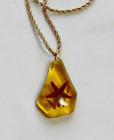 Vintage MC Amber Translucent Lucite Preserved Star Fish Pendant Necklace L24