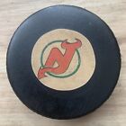 NEW JERSEY DEVILS 1982-84 VINTAGE Viceroy NHL Game Hockey Puck Made In Canada