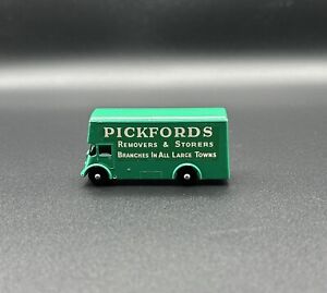 #46 Matchbox Lesney Pickfords Removal Van
