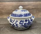 Vintage CHURCHILL BLUE WILLOW Covered Vegetable Bowl / Soup Tureen w/Lid England