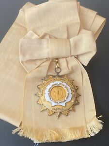 Bahrain Order of Sheikh Issa bin Salman Al-Khalifa Grand Cross Sash Badge Medal
