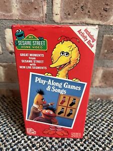 SESAME STREET Play-Along Games & Songs VHS VIDEO 1986 / RARE HTF Educational NR