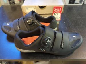 Specialized Ember Road Cycling Shoe 3 Bolt  42  Black