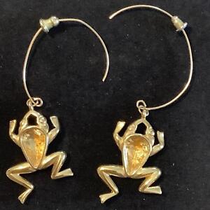 Vintage TRIFARI Jelly Belly Frog Toad Gold Tone Hoop Dangle Drop Earrings