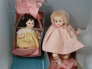 Vintage Madame Alexander Pussy Cat 5235 and Puddin 3930 Dolls in boxes