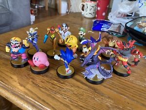 Lot of 12 Super Smash Bros. Amiibo